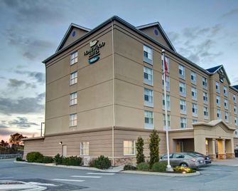 Homewood Suites by Hilton Sudbury - Sudbury - Building