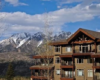 Peregrine Point 205 - Durango - Building