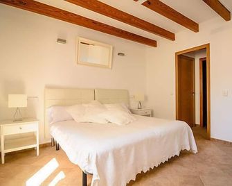 Embat - Hostel - Montuïri - Bedroom
