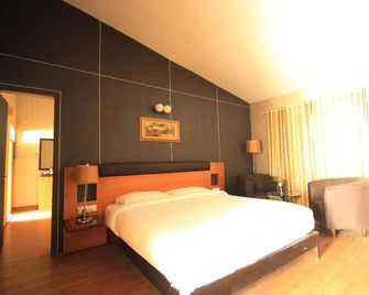 Deccan Plaza Hotel - Ooty