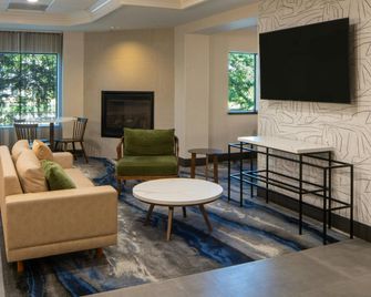 Fairfield Inn & Suites by Marriott Lafayette - לאפאייט - סלון