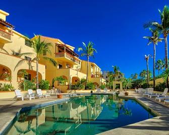 Across from the Beach in San Jose Del Cabo - San José del Cabo - Piscina