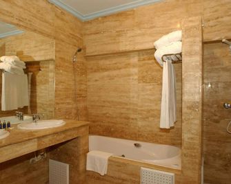 Imperial Holiday Hôtel & spa - Marakeş