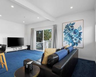 Coromandel Town Harbourside Cottage Luxury Accommodation - Coromandel - Sala de estar