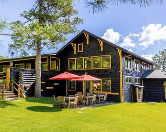 Adirondack Spruce Lodge - Wilmington - Budova