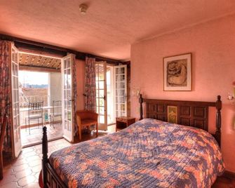 Hôtel Les Arcades - Biot - Schlafzimmer