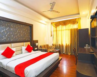 Hotel Jagdish Residency - Katra - Bedroom