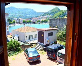 Yasar Marin Denizer Pansiyon - Amasra - Balcony