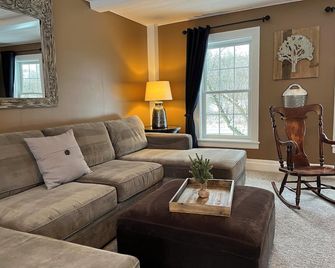 Red Fox Run B&B - Cazenovia - Obývací pokoj