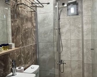 Parli Hotel - Gökçeada