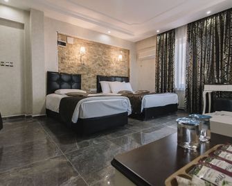 Melrose House Hotel - פמוקלה - חדר שינה