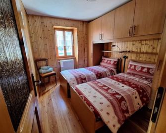 Appartamento sul Liro - Campodolcino - Bedroom