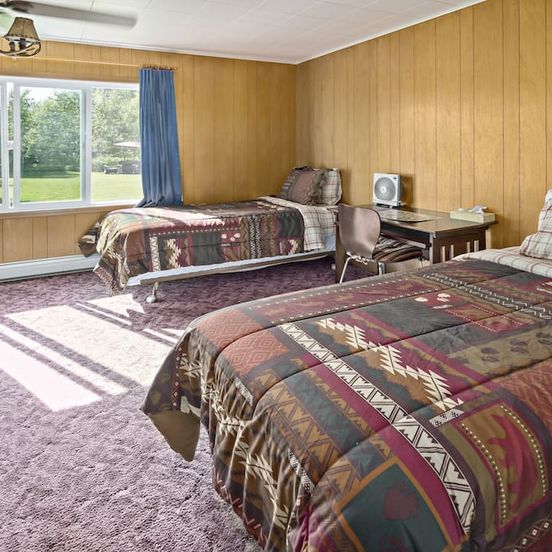 Bedroom view of Talkeetna Inn