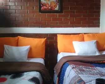 Hotel Histórico - Hostel - Ciudad de Guatemala - Habitación