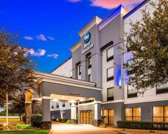 Quality Inn & Suites - Burkburnett - Building