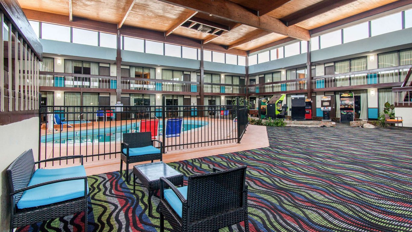 Quality Inn Arkansas City North