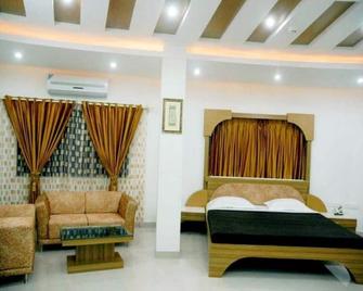 Hotel Harmony - Jūnāgadh - Bedroom