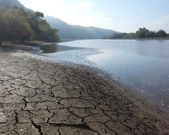 GlampVentures 'Cedar Suncatcher' @river/lake near Smoky Mtns - Ньюпорт - Пляж