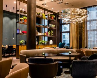Motel One Köln-Waidmarkt - קלן - טרקלין
