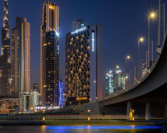 Hotel Indigo Dubai Downtown - Dubái - Edificio