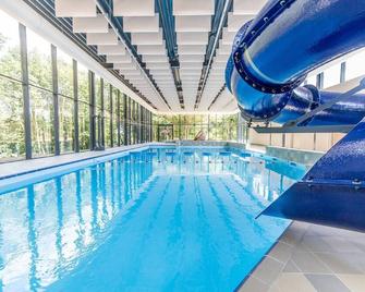 Luxurious holiday home with sauna and spa - Maastricht - Pool