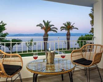 Sirocco Hotel - Kavos - Balkon