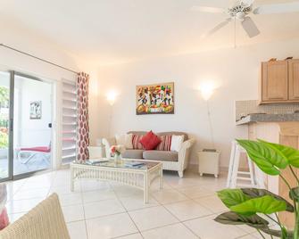 Antigua Village Beach Resort - Cedar Grove - Living room