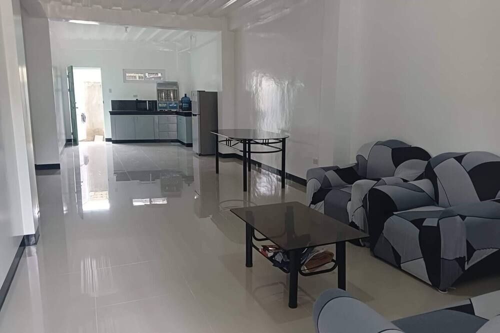 Spacious and peaceful place for staycation - Dipolog - Salon