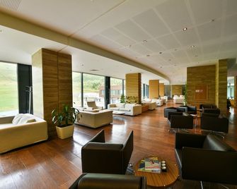 Zirve Hotel - Kuzun - Lounge