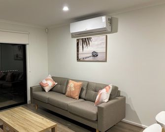 Sunflower Homes- Light and Easy - Kudla - Living room