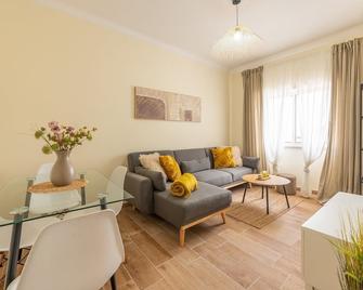GuestReady – Quiet Escape in Setúbal - Setúbal - Living room