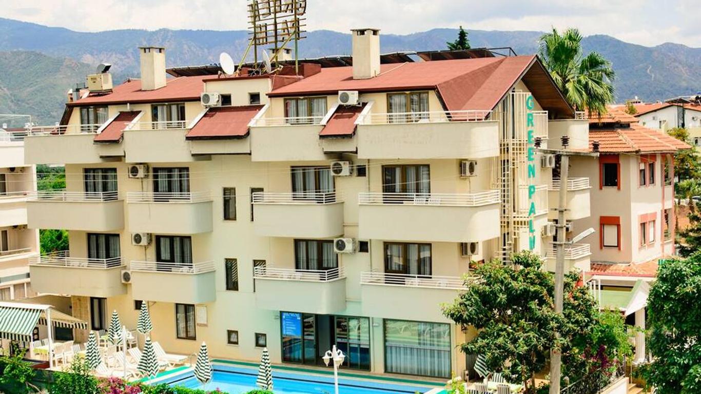 Green Palm Hotel
