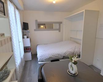 Studio Le Col Du Tourmalet 2-4 Pers Linge Parking Wifi - Barèges - Chambre