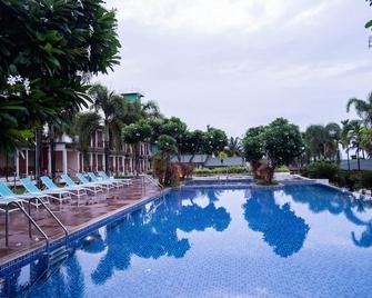 Greenleaf Resort & Spa Ganpatipule - Ganpati Pule - Piscina