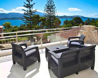 Diwani Luxury Villas - Lixouri - Balcony