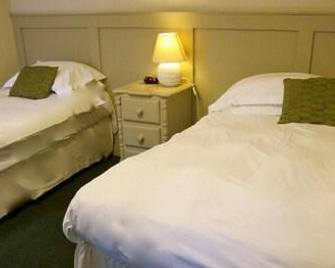 The Midland Hotel - Leeds - Bedroom