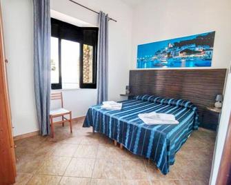 Villa Anita Residence & Resort - Capo d'Orlando - Habitación