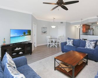 Paradise Shores 302 Serenity Shores by Pristine Properties Vacation Rentals - Mexico Beach - Living room