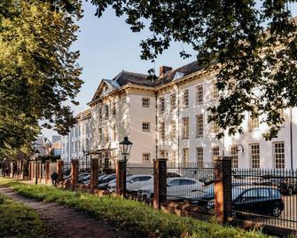 Grand Hotel Karel V - Utrecht - Building