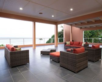 Grapetree Bay Hotel and Villas - כריסטיאנסטד - טרקלין