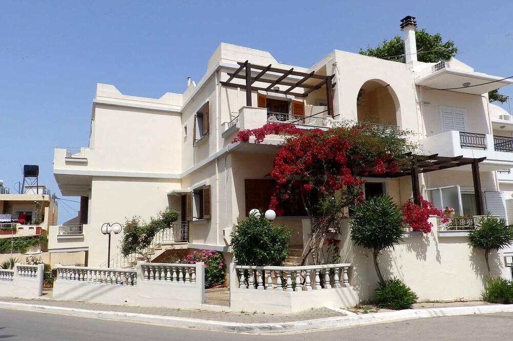 ألكسندرا هوتل