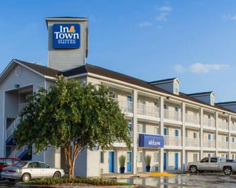 Intown Suites Extended Stay Jacksonville Fl - Beach Blvd - Jacksonville - Building