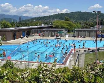 2Bed,1Bath-Beautiful Vancouver - Vancouver - Pool