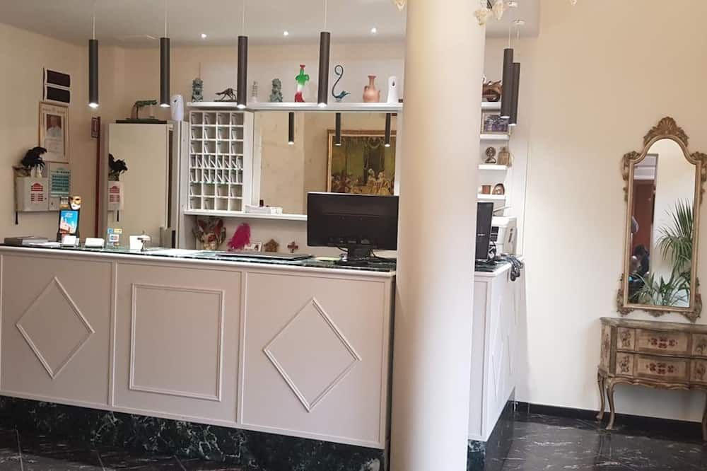 Hotel Altieri - Venecia - Recepción