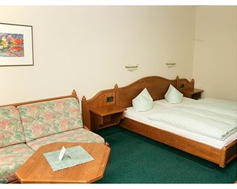 Berghotel Friedrichshöhe - Sauna, Pool & Natur - Altenberg - Спальня