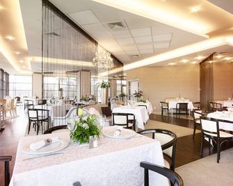 Continental Forum Oradea - Velký Varadín - Restaurace