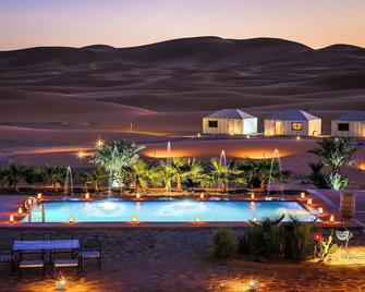 Yakout Merzouga Luxury Camp - Merzouga - Piscina