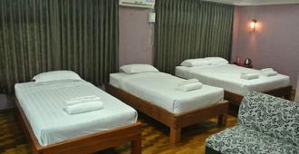 Yaewaddy Motel - Yangon - Bedroom