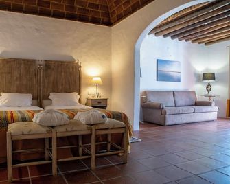 Hotel Rural Horta Da Moura - Reguengos de Monsaraz - Schlafzimmer