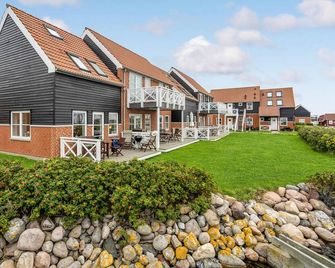 Awesome Apartment In Borre With Wifi - Borre - Building